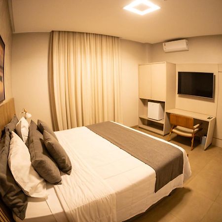 Brii Hotel Araguaína エクステリア 写真