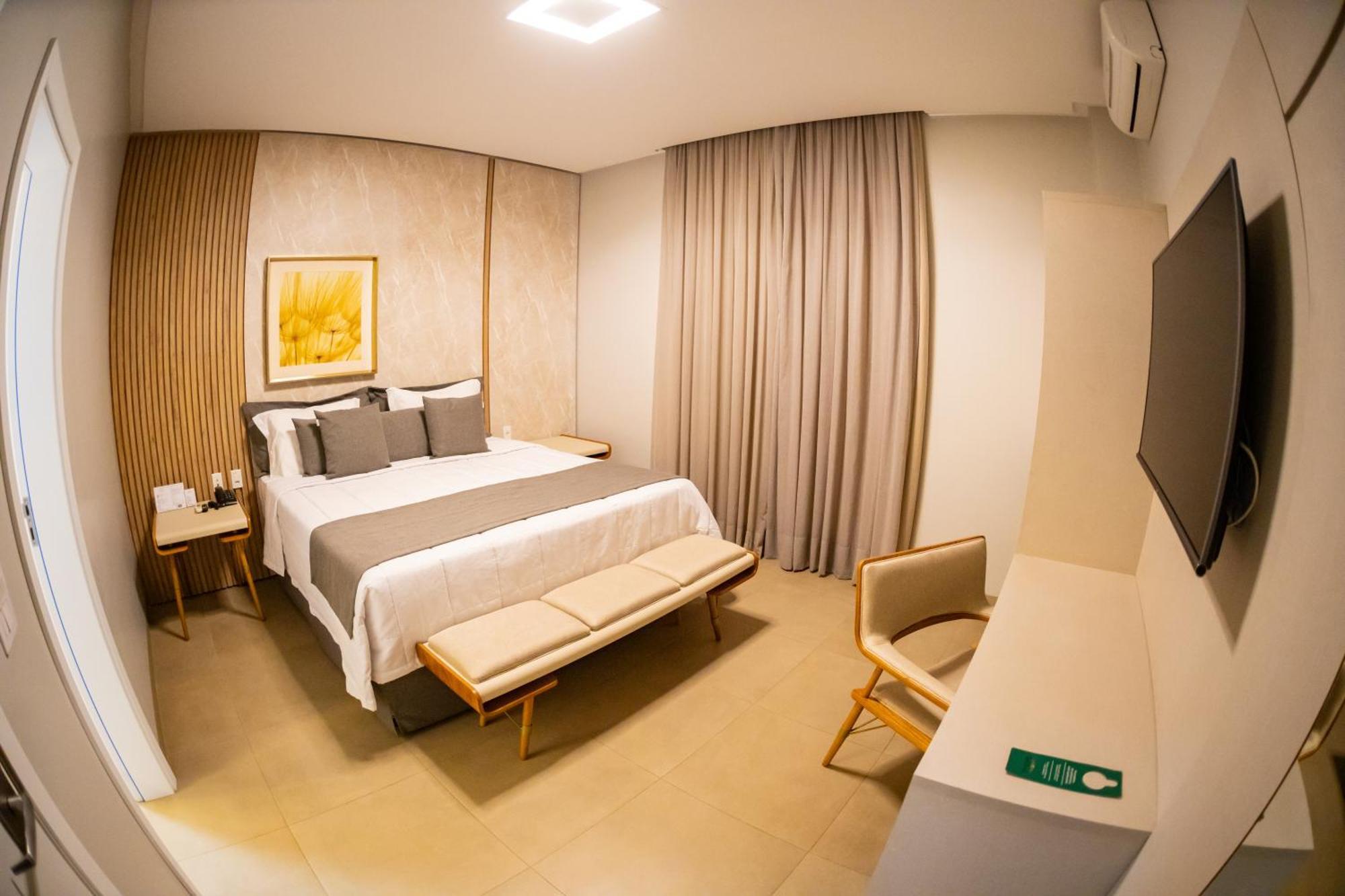 Brii Hotel Araguaína エクステリア 写真