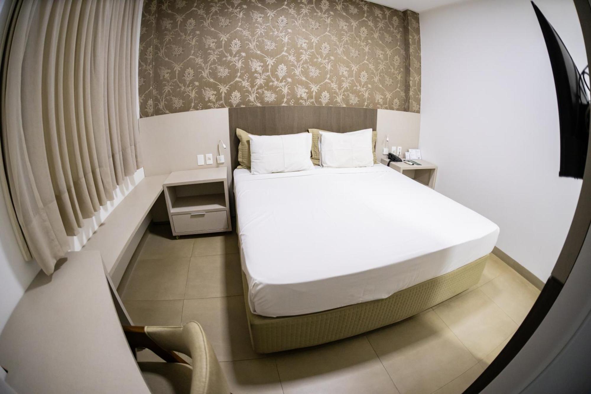 Brii Hotel Araguaína エクステリア 写真