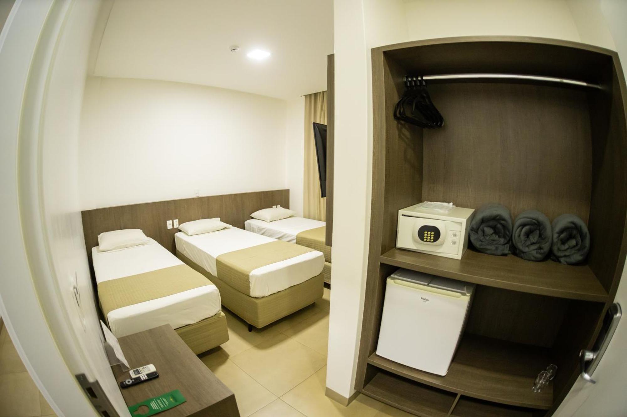 Brii Hotel Araguaína エクステリア 写真