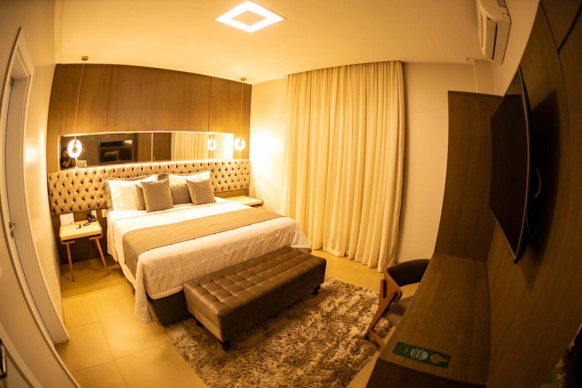 Brii Hotel Araguaína エクステリア 写真